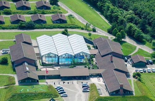 Hanstholm Apartment | Cosy hotel room in a holiday park