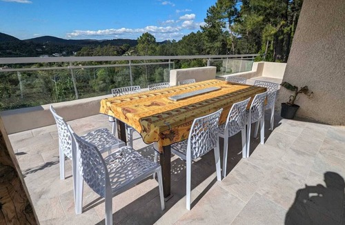 Ales House | Cosy house at the gateway to the Cévennes