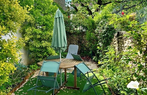 Tours House | Cosy house in Tours Centre - 1h from Paris by TGV In the heart of the Loire castles