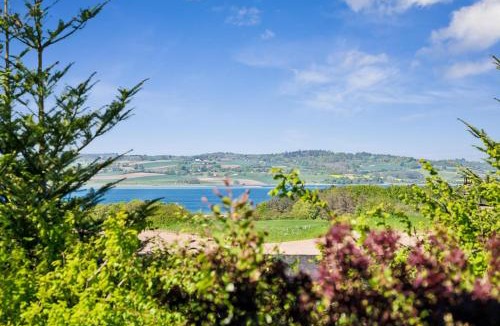 Fejrup House | Cosy House On Mols With Terrace And Views Of The Landscape And Water