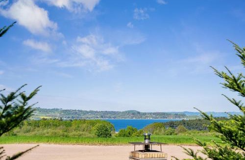 Fejrup House | Cosy House On Mols With Terrace And Views Of The Landscape And Water