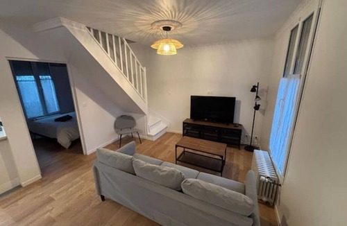 Savigny-sur-Orge House | Cosy house with garden & parking - Quiet area of Savigny-sur-Orge