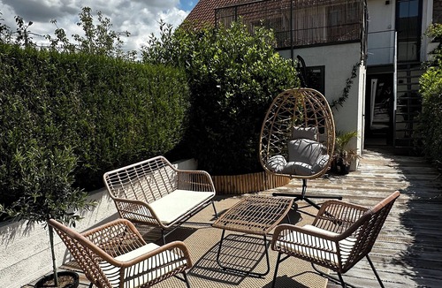 Cucq House | Cosy house with bar, fireplace and terrace, a stone's throw from Le Touquet