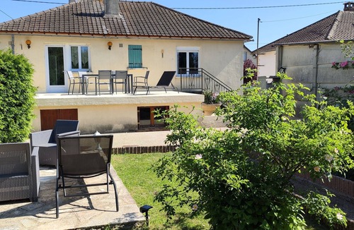 Oysonville House | Cosy house with fireplace