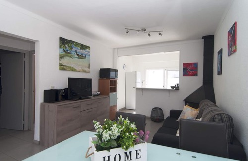 L'Escala Villa | Cosy house with private pool, Babecue and Wi-Fi