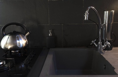 Villennes-sur-Seine House | Cosy independent studio in natural materials :)