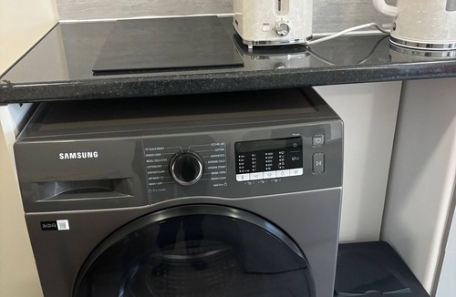 St. Michael's Apartment | Cosy independent studio