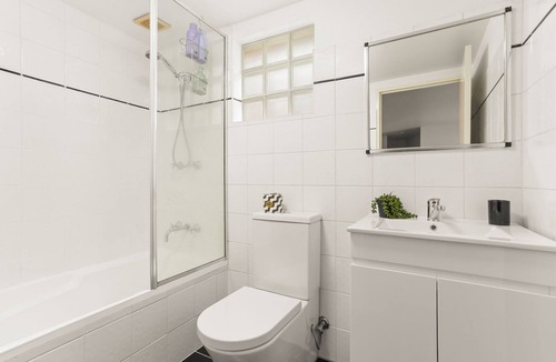 Woolloomooloo Apartment | Cosy Inner City Abode - 1 Bed Woolloomooloo