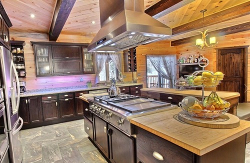 La Bostonnais House | Cosy luxury home