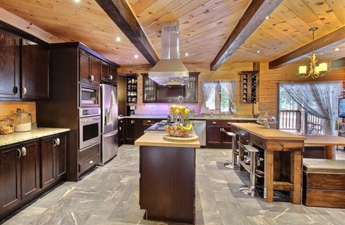 La Bostonnais House | Cosy luxury home
