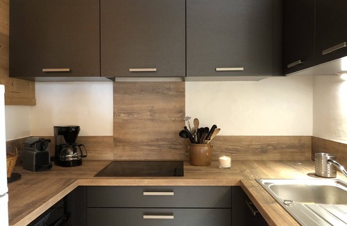 Notre-Dame-de-Bellecombe Apartment | Cosy mountain gîte in an authentic natural setting!