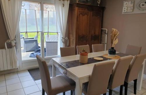 La Riviere-Saint-Sauveur House | Cosy maison Honfleur 2 chambres parking jardin et jacuzzi