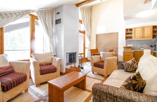 Flaine Apartment | Cosy, modern 2-bed with fireplace & beautiful views