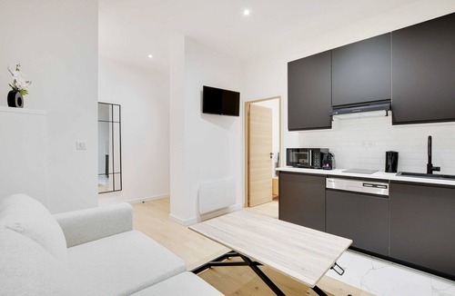 Quartier de la Folie-Mericourt Apartment | Cosy modern flat 1BR 4P Oberkampf