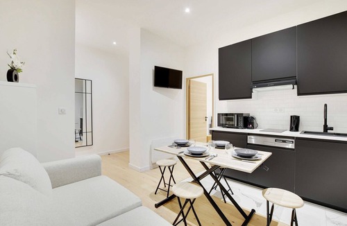 Quartier de la Folie-Mericourt Apartment | Cosy modern flat 1BR 4P Oberkampf