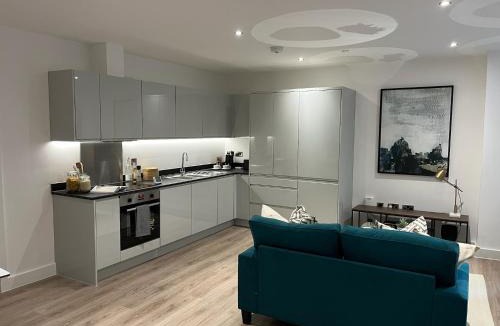 Barnt Green Apartment | Cosy Modern Studio