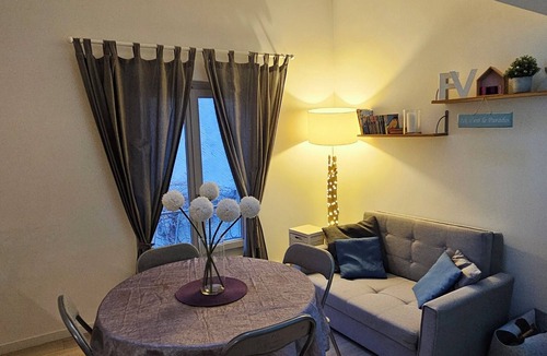 Nernier Apartment | Cosy, modern studio with mezzanine in the heart of the historic village of Nernier