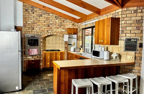 Everton Park House | Cosy mountain hideaway