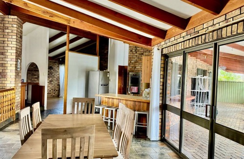 Everton Park House | Cosy mountain hideaway