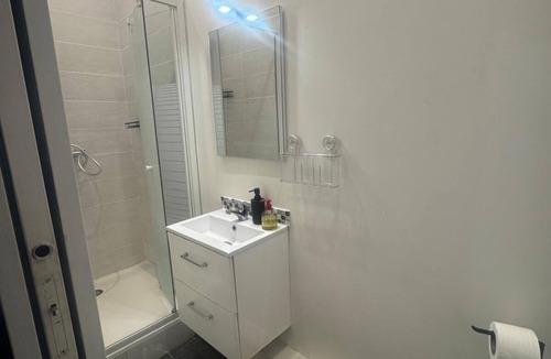 Vincennes Apartment | Cosy new apartment