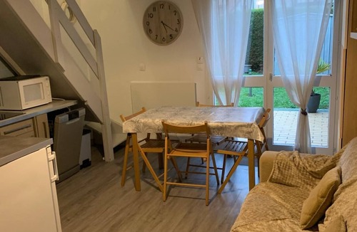 Cabourg House | Cosy Norman cottage with garden, swimming pool and private parking.