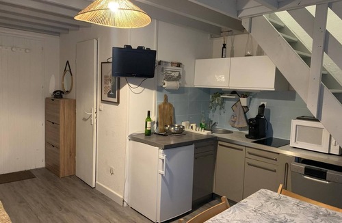 Cabourg House | Cosy Norman cottage with garden, swimming pool and private parking.