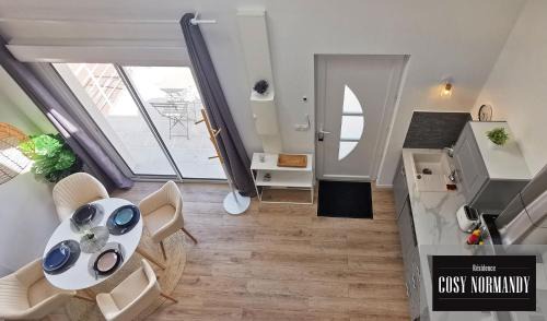 Bois-Jerome-Saint-Ouen Apartment | Cosy Normandy - 03