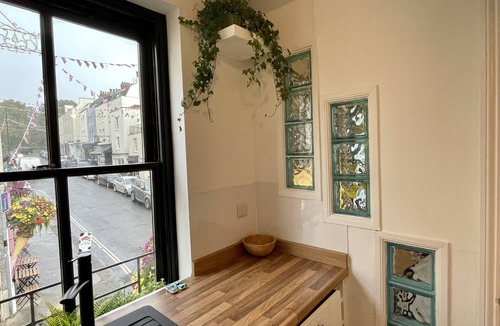 Clifton Apartment | Cosy Oasis in the Heart of Clifton Village