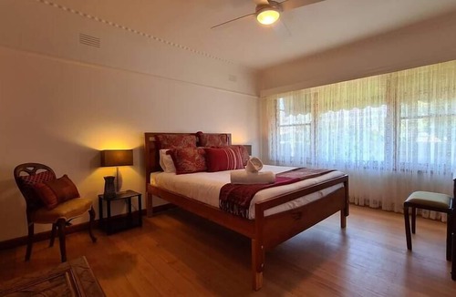 Highton House | Cosy on Cuthbert, Highton