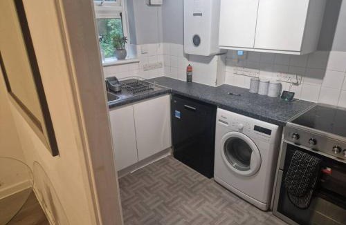 Waltham Forest Apartment | Cosy one bed flat
