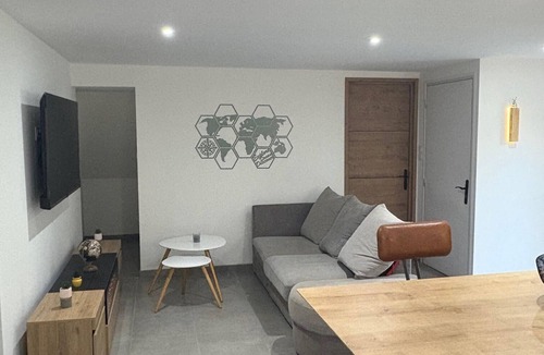 Carsac-Aillac Apartment | Cosy one-storey apartment