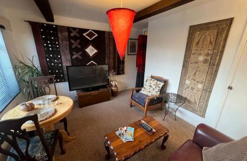 Biddestone Apartment | Cosy private accommodation in Corsham, near Bath