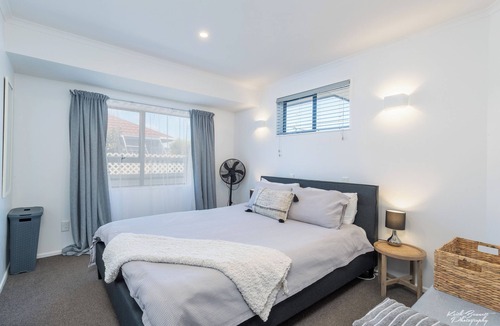 Petone House | Cosy, private, and central home with parking