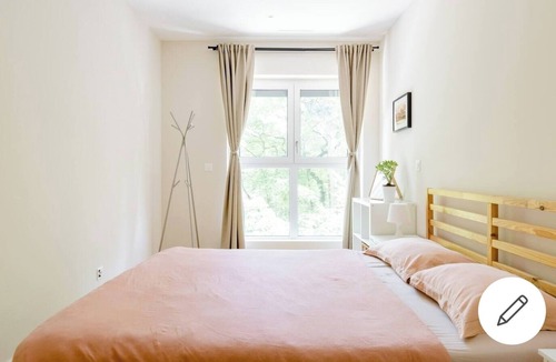 Vernier Bed & Breakfast | Cosy private room in a spacious apartment - Geneva