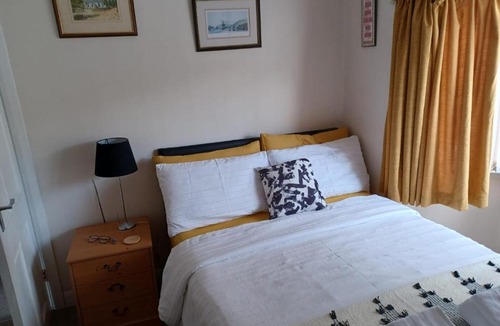 Seisdon House | Cosy, quiet 3 bedroom home with free parking