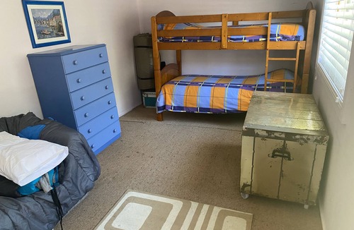 Walkerville House | Cosy, quiet, simple.