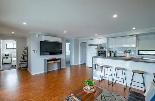 Dubbo Apartment | Cosy Retreat on Naman - Private & Convenient