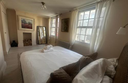 Brighton City Centre House | Cosy Seaside Cottage