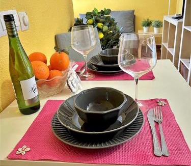 Dehesa de Campoamor Apartment | Cosy, seaview apartment, close to beach and bars -Edificio RHIN