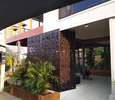 Worongary Apartment | Cosy, self-contained and central to everywhere