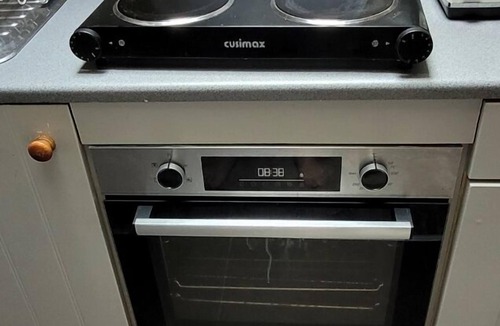 Fishponds Apartment | Cosy self-contained studio flat in Bristol