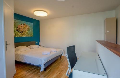 Antony Apartment | Cosy Smart and Modern Antony Centre