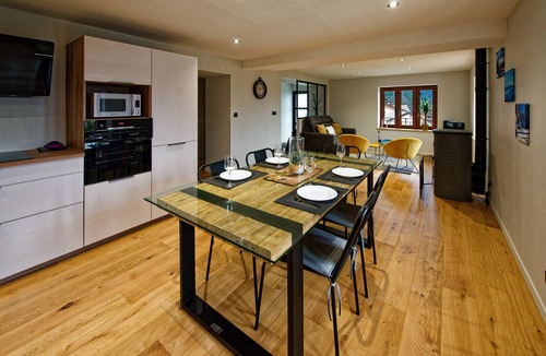 Cuttura Apartment | Cosy*SPA*Modern- at Ô JurassiK