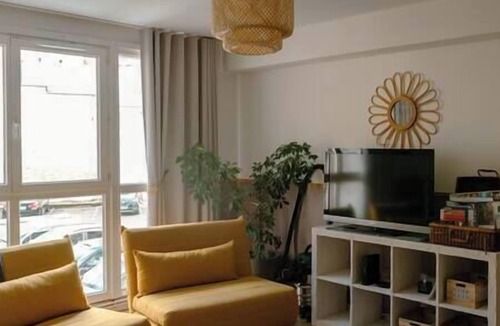 Lens Apartment | Cosy, spacious and quiet