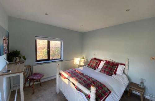 Pontefract House | Cosy stable conversion between Sheffield & Leeds