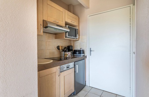 Callian Apartment | Cosy studio | 2 piscines + vues imprenables