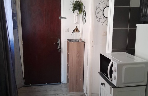 Lemasson Apartment | Cosy studio 23 m2, quiet, pk, wifi