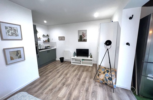 Amblainville House | Cosy Studio 24 m2