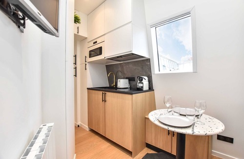 Porte-Saint-Martin Apartment | Cosy Studio - 2P - Strasbourg Saint-denis