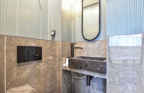 Porte-Saint-Martin Apartment | Cosy Studio - 2P - Strasbourg Saint-denis